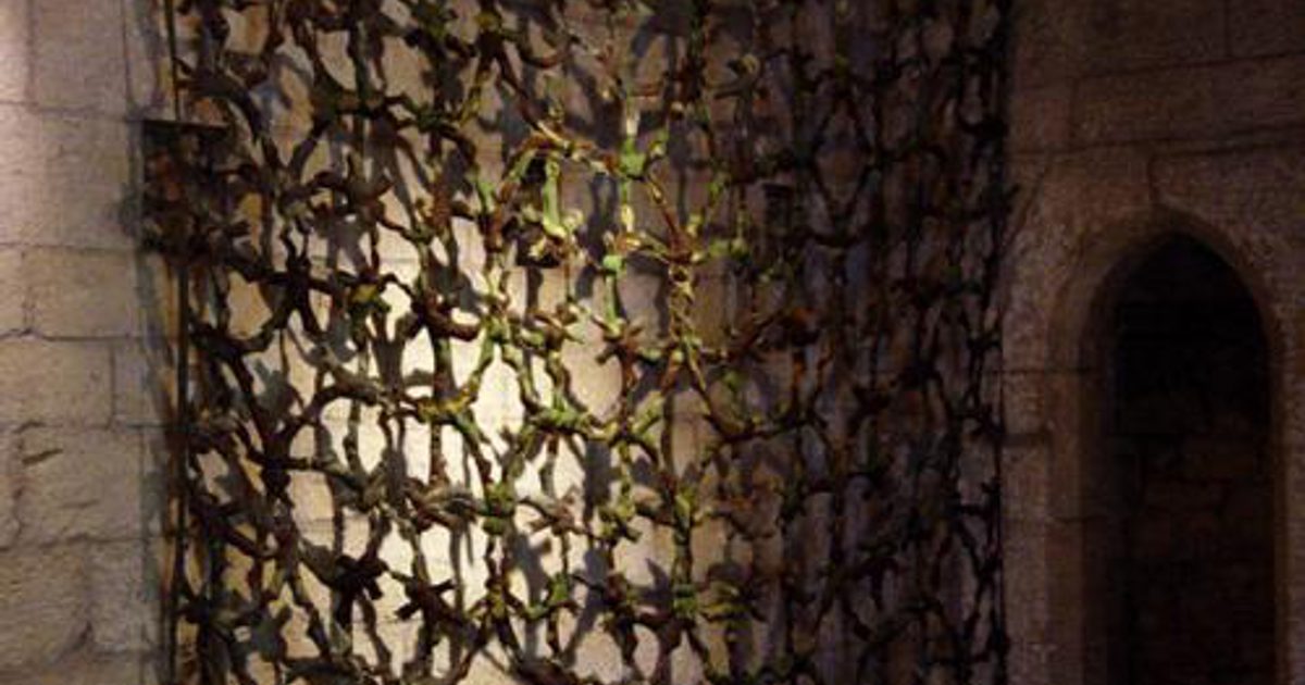 Axis | 200 Rabbits to Hide Behind....