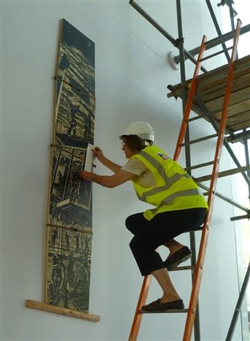 Jane stobart installing building 149306